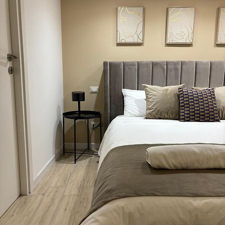 Celeste Rooms Bed And Breakfast CTA Exterior photo