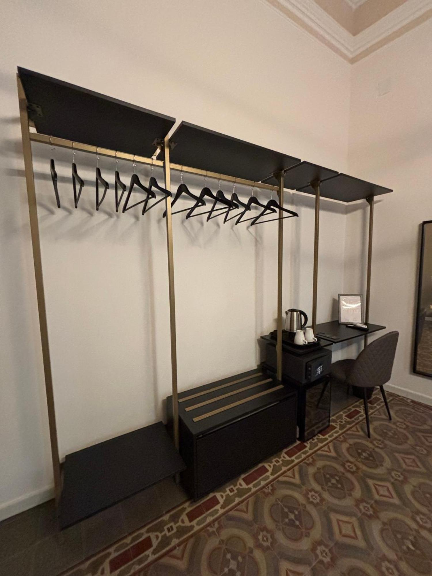 Celeste Rooms Bed And Breakfast CTA Exterior photo