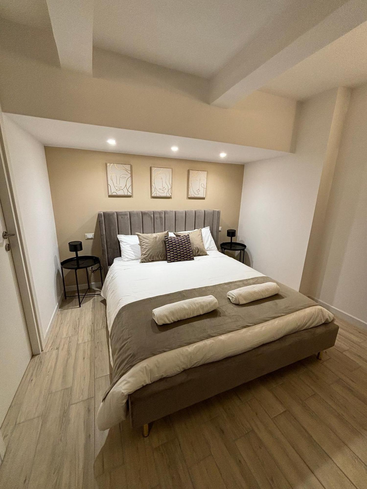 Celeste Rooms Bed And Breakfast CTA Exterior photo